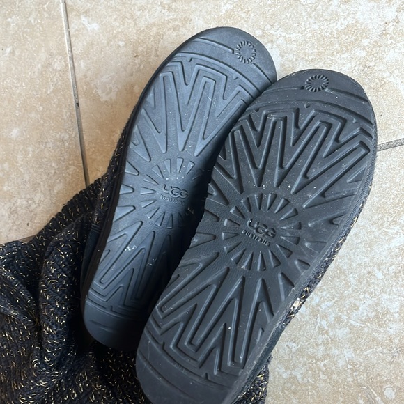 New UGG Sz 8 boots Black gold knit fold detail - Picture 7 of 9